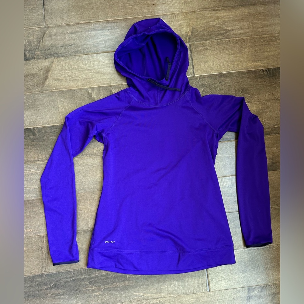 Nike Pro lightweight purple hoodie size medium